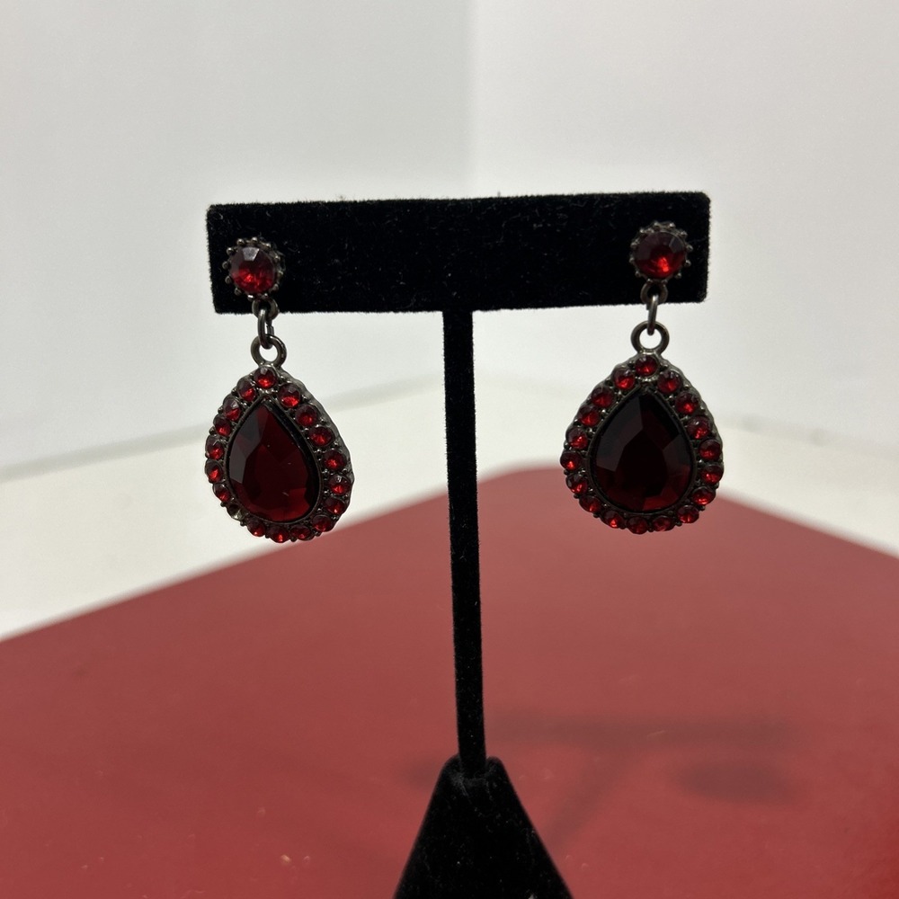 Antique Teardrop Cut Red Faux Garnets Gemstones Silverβ Dangle Post Earrings